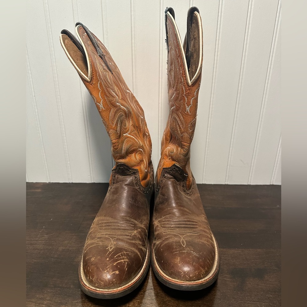 Ariat Brown and Tan Leather Western Cowboy Boots